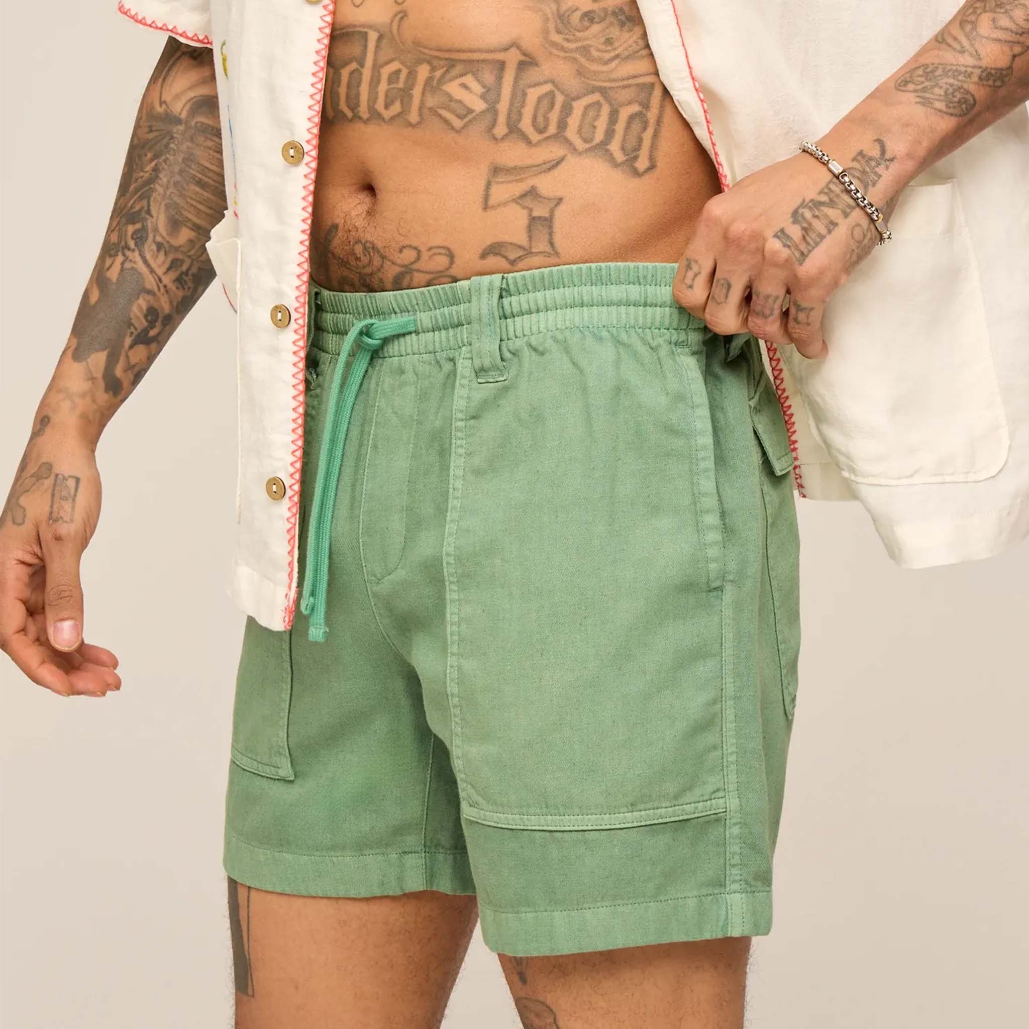 The Alcove Greens 6 inch Off Duty Shorts - Image 3