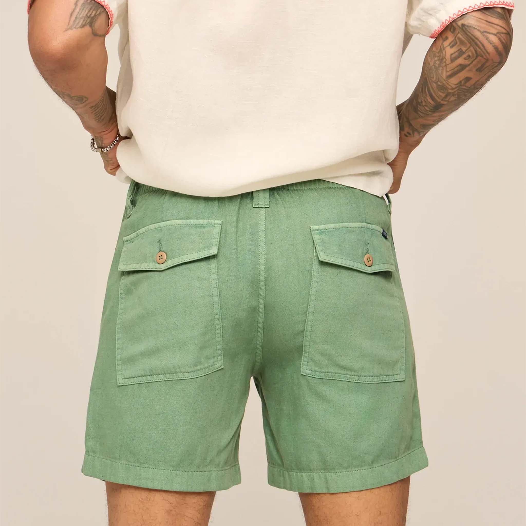 The Alcove Greens 6 inch Off Duty Shorts - Image 4