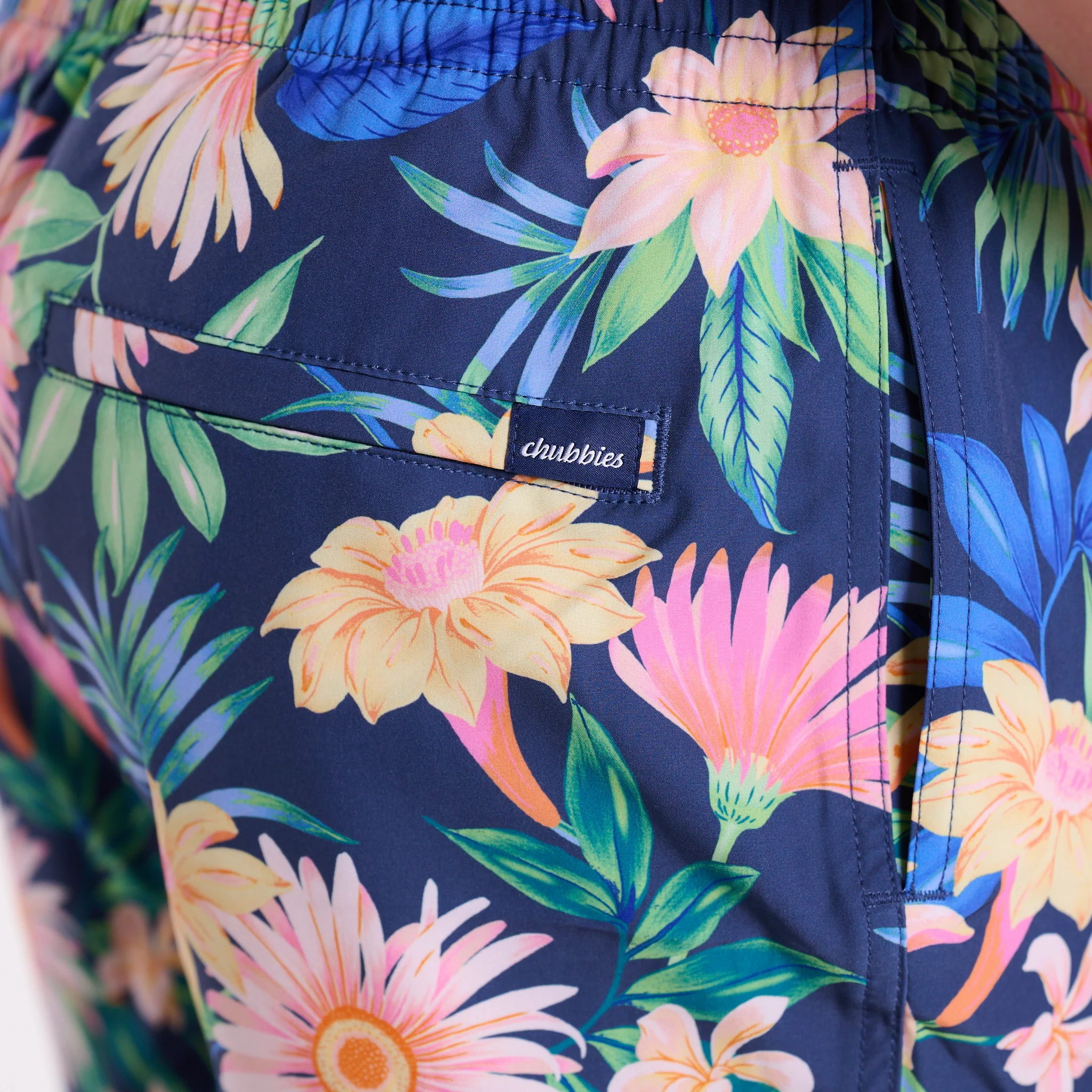 The Big Bloomers 5.5 Inch Lined Swim Shorts - Image 2