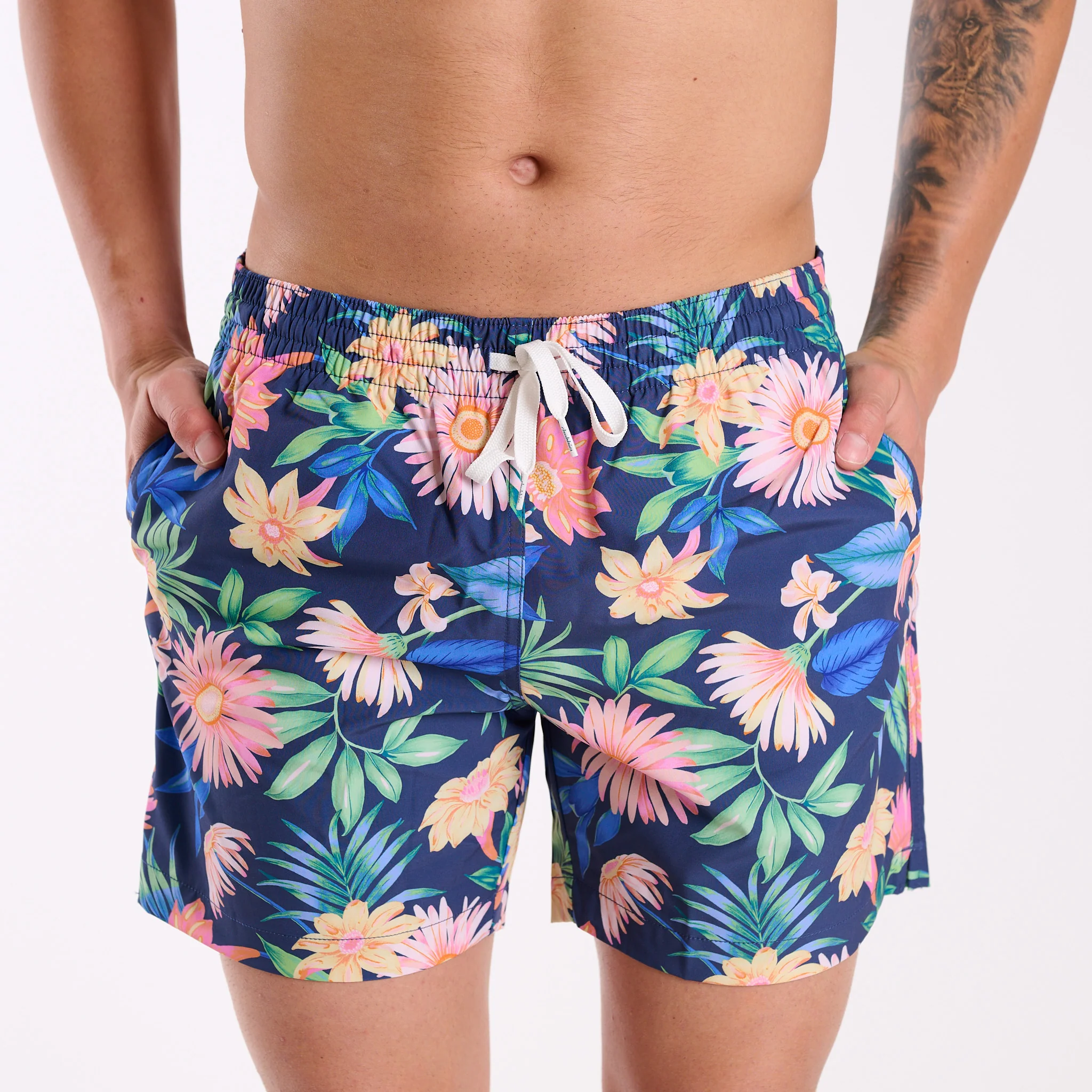 The Big Bloomers 5.5 Inch Lined Swim Shorts - Image 3