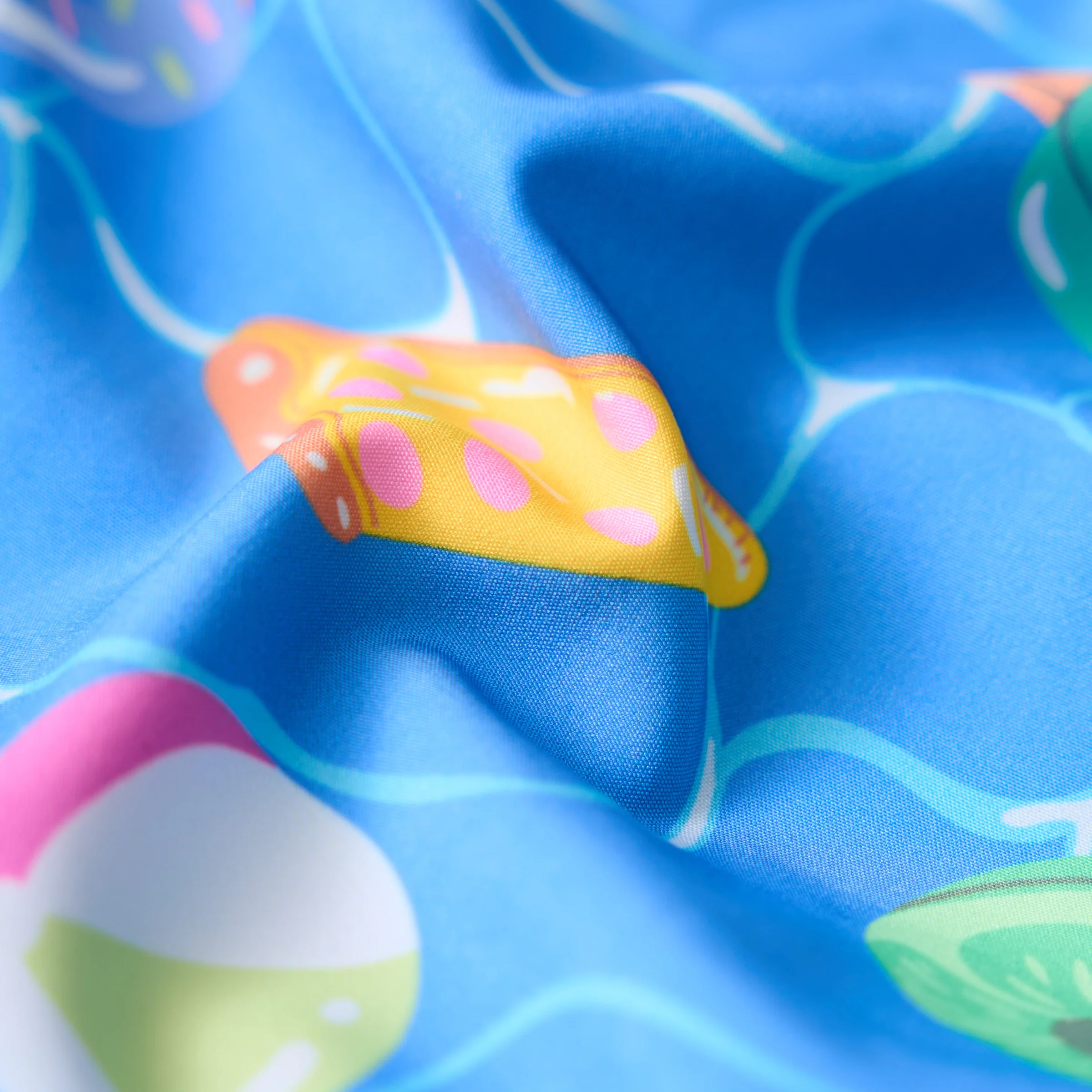 The Cannonball Crews 5.5 Inch Lined Swim Shorts - Image 2