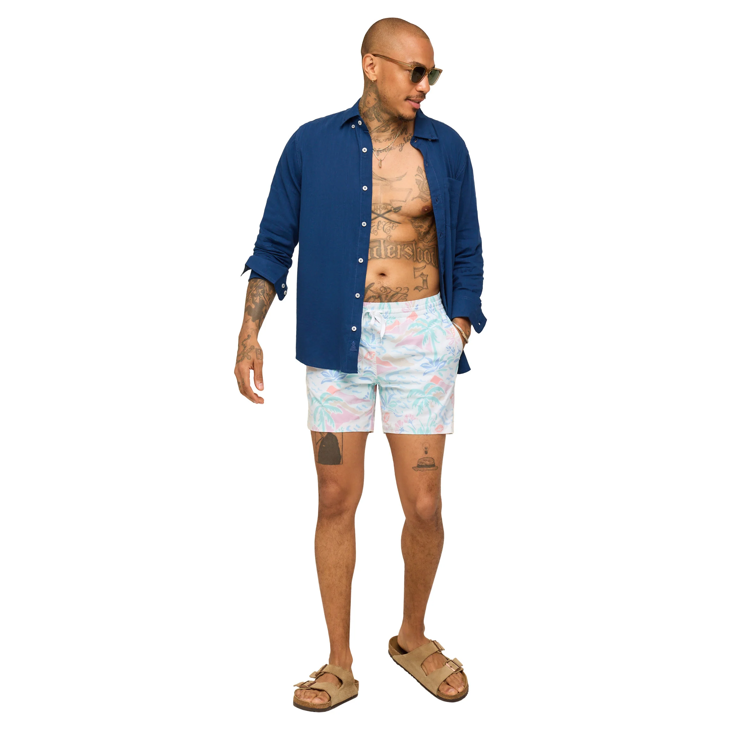 The Washed Ashores 5.5 Inch Lined Swim Shorts in White - Image 4