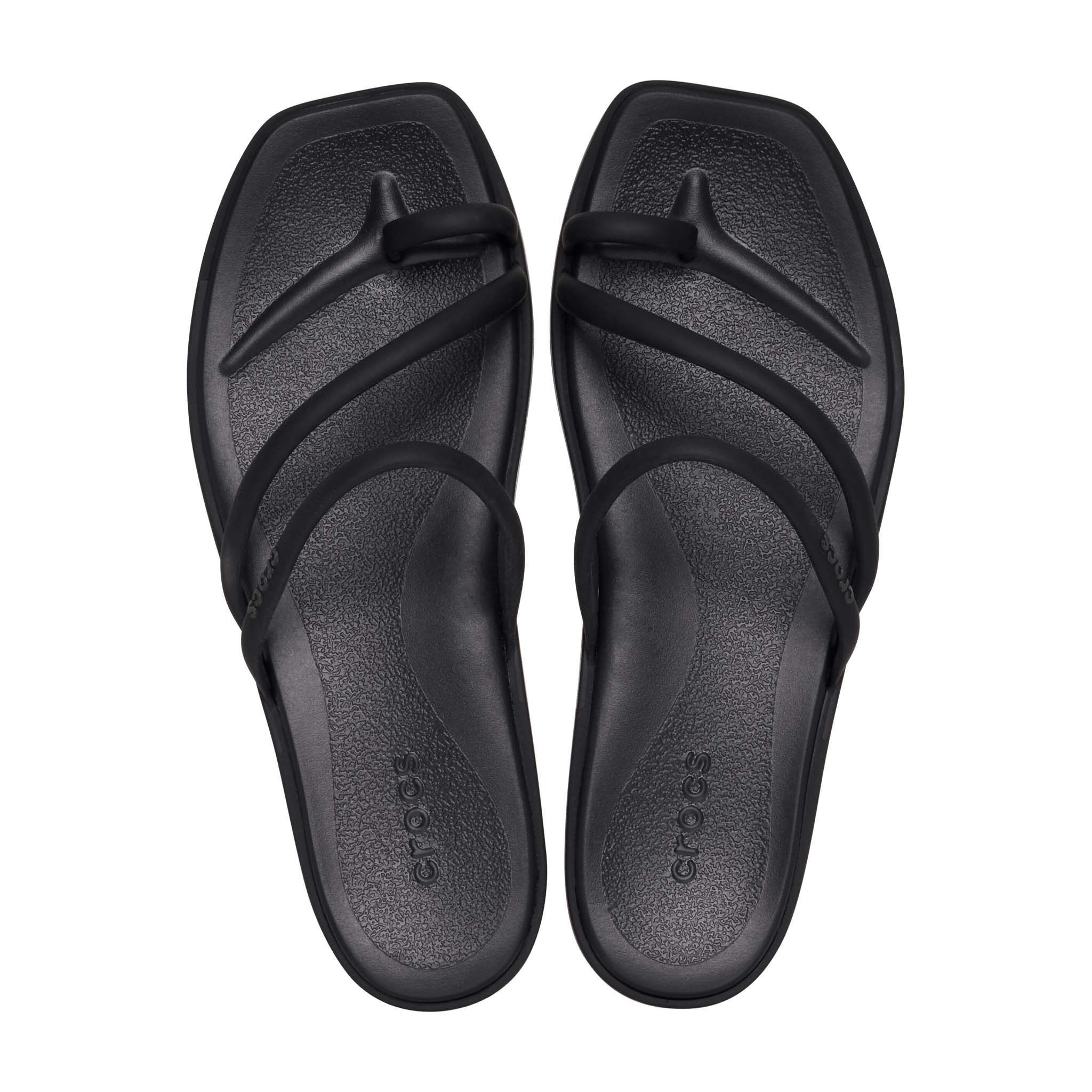 Miami Toe Loop Sandals in Black - Image 4