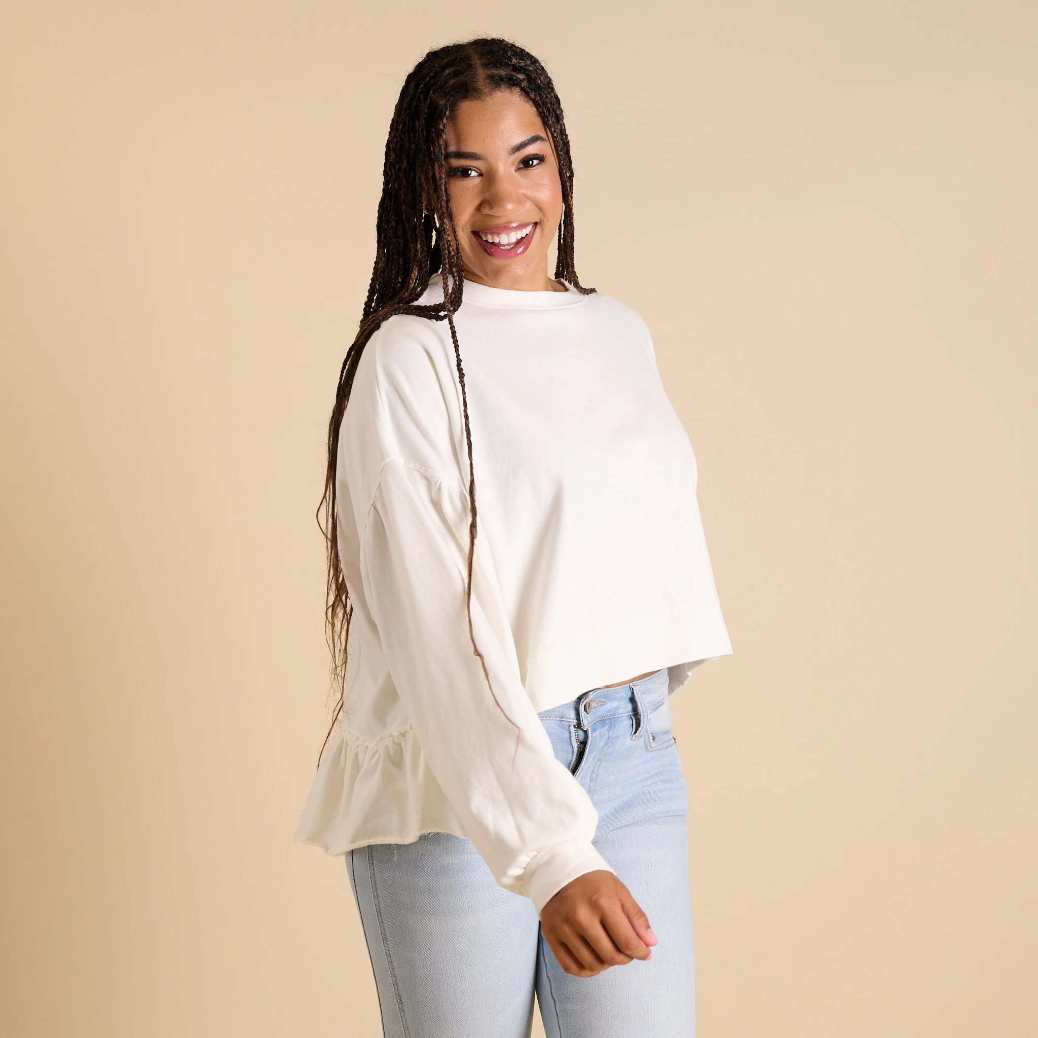 Ruffle Hem Cropped Crewneck Sweatshirt - Image 4