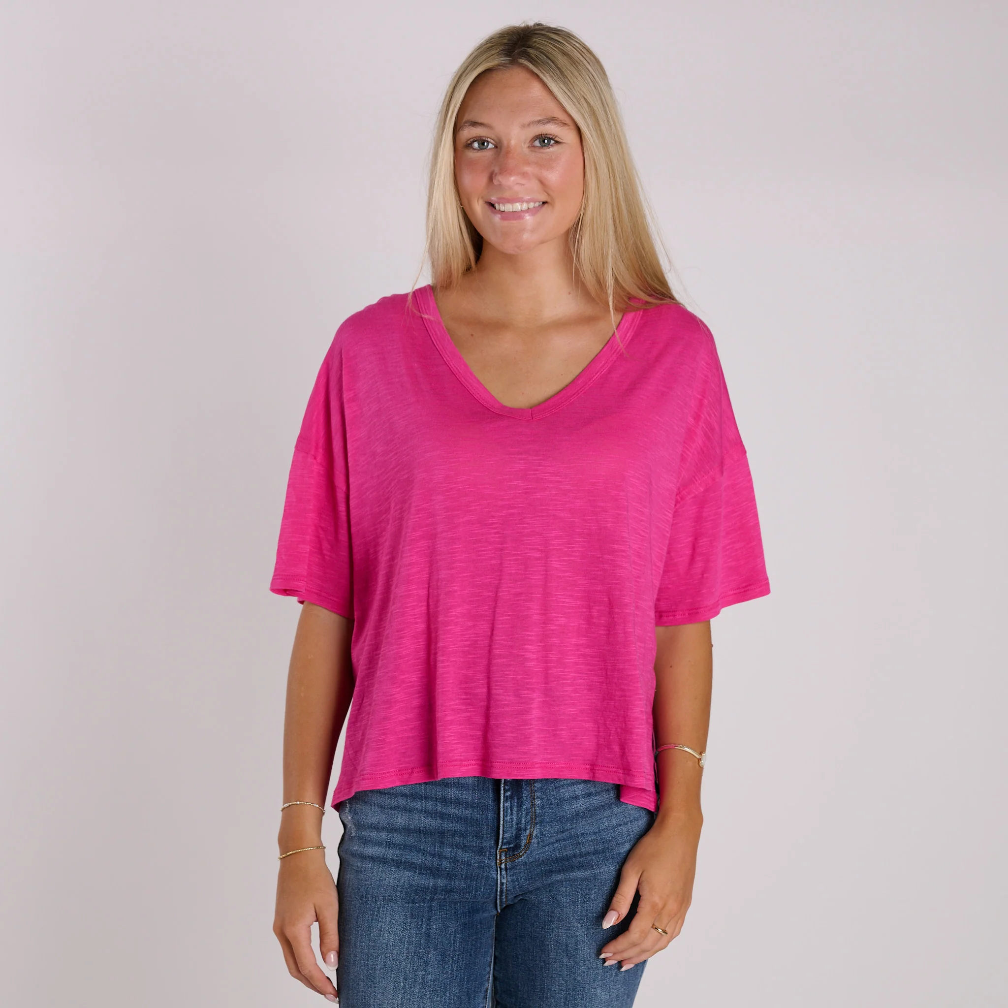 Side Slit V-Neck Short Sleeve Top - Image 11