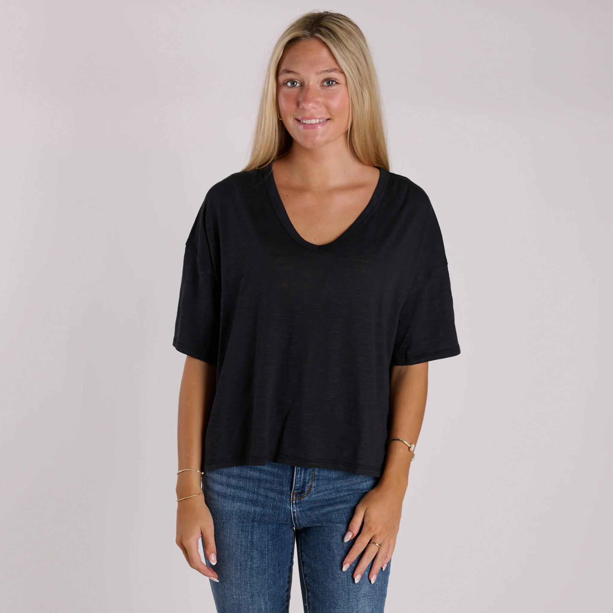 Side Slit V-Neck Short Sleeve Top - Image 2