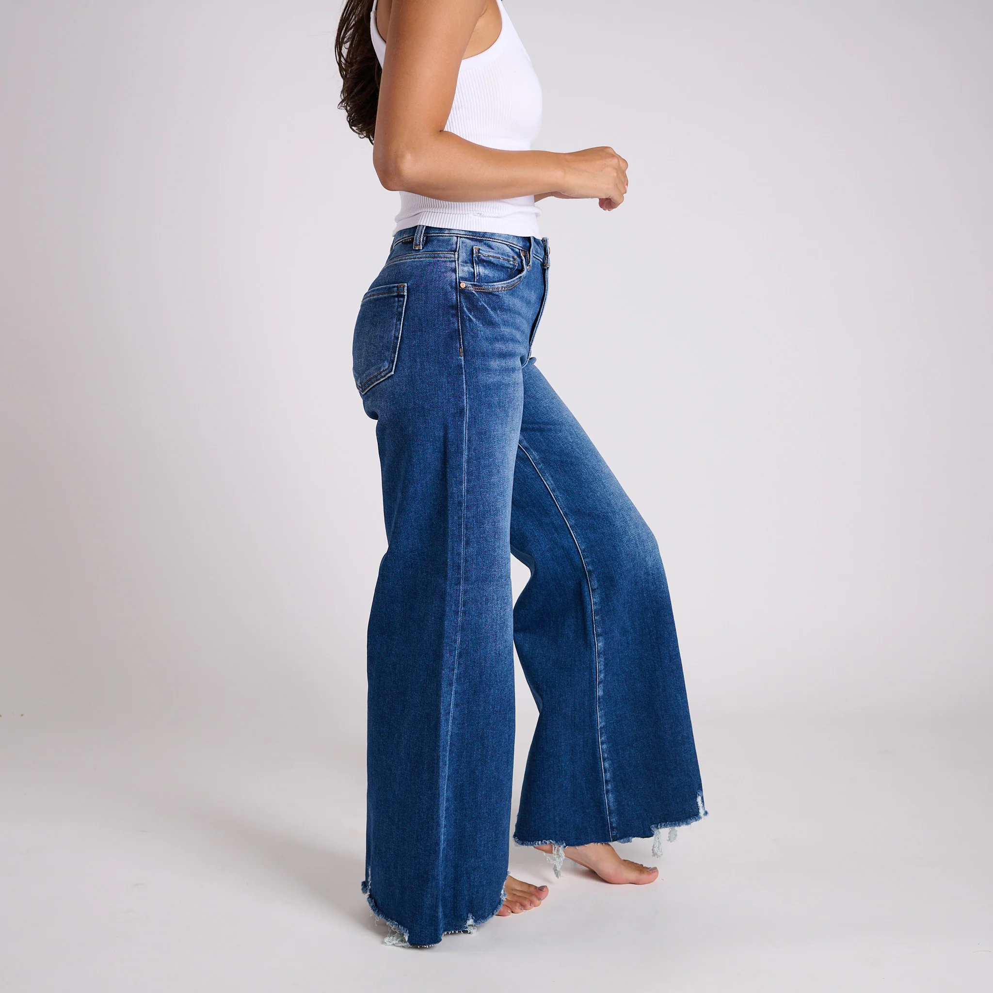 High Rise Raw Hem Wide Leg Dark Jeans - Image 4