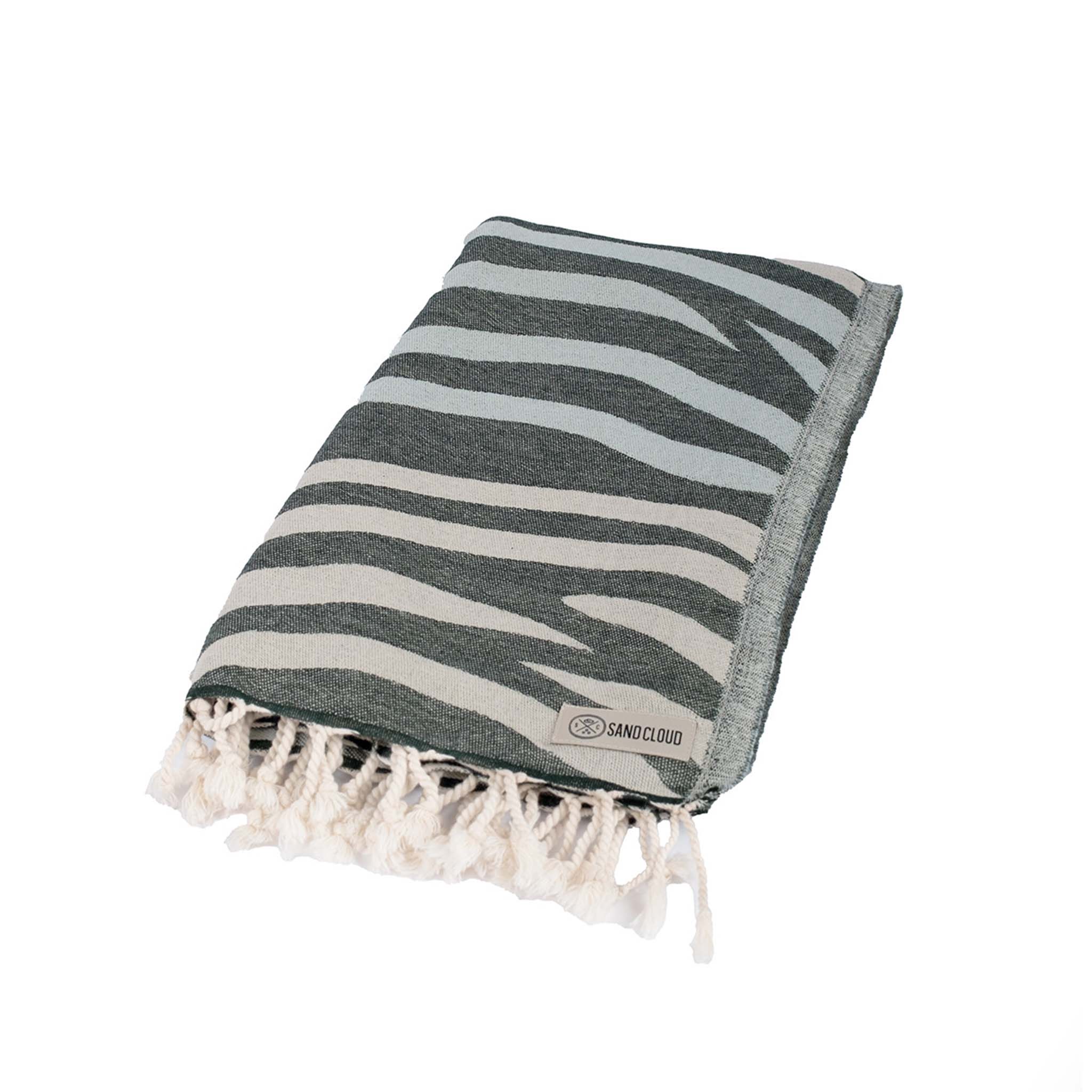 Marisol Whale Tail Towel - Image 3