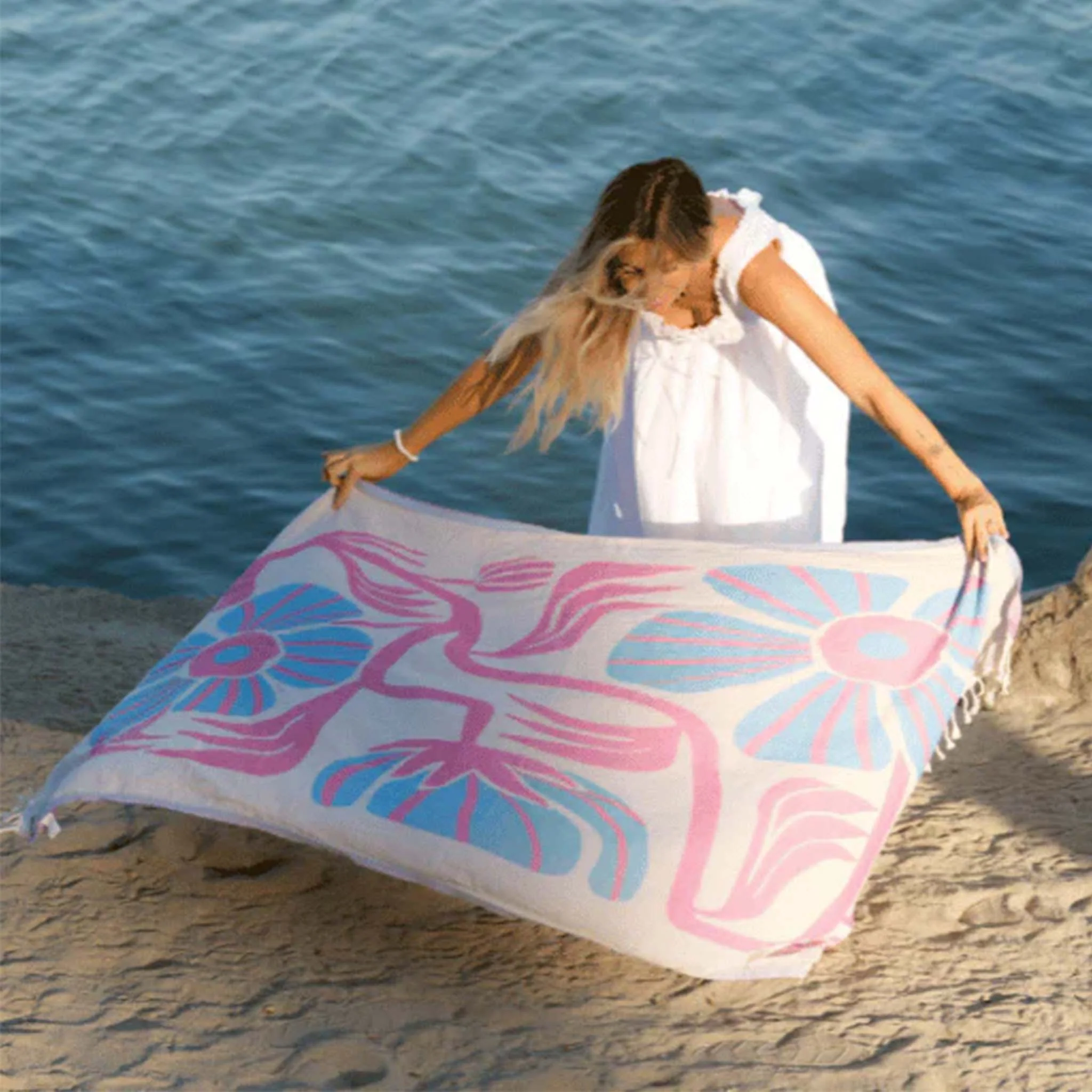 Natural Nitella Floral Leaf Towel - Image 6