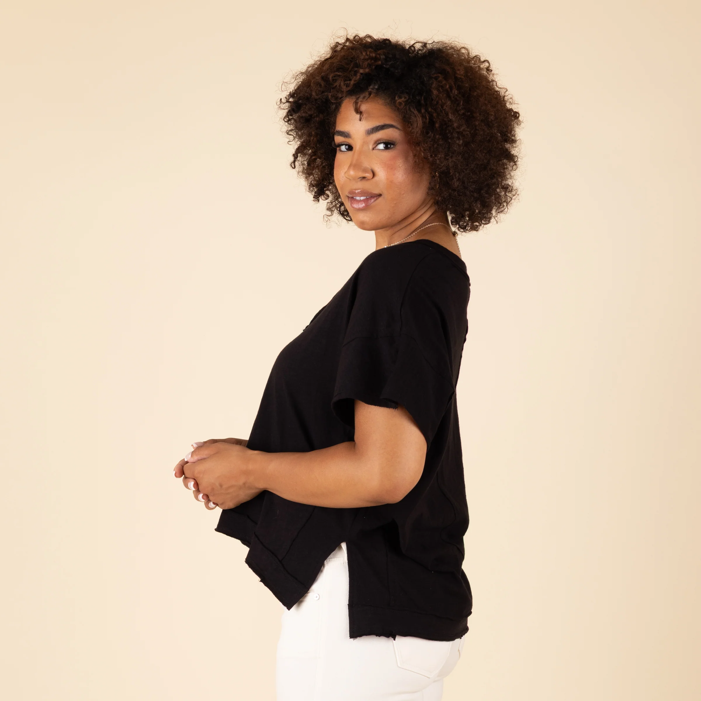 Short Sleeve Raw Edge V-Neck Top - Image 12