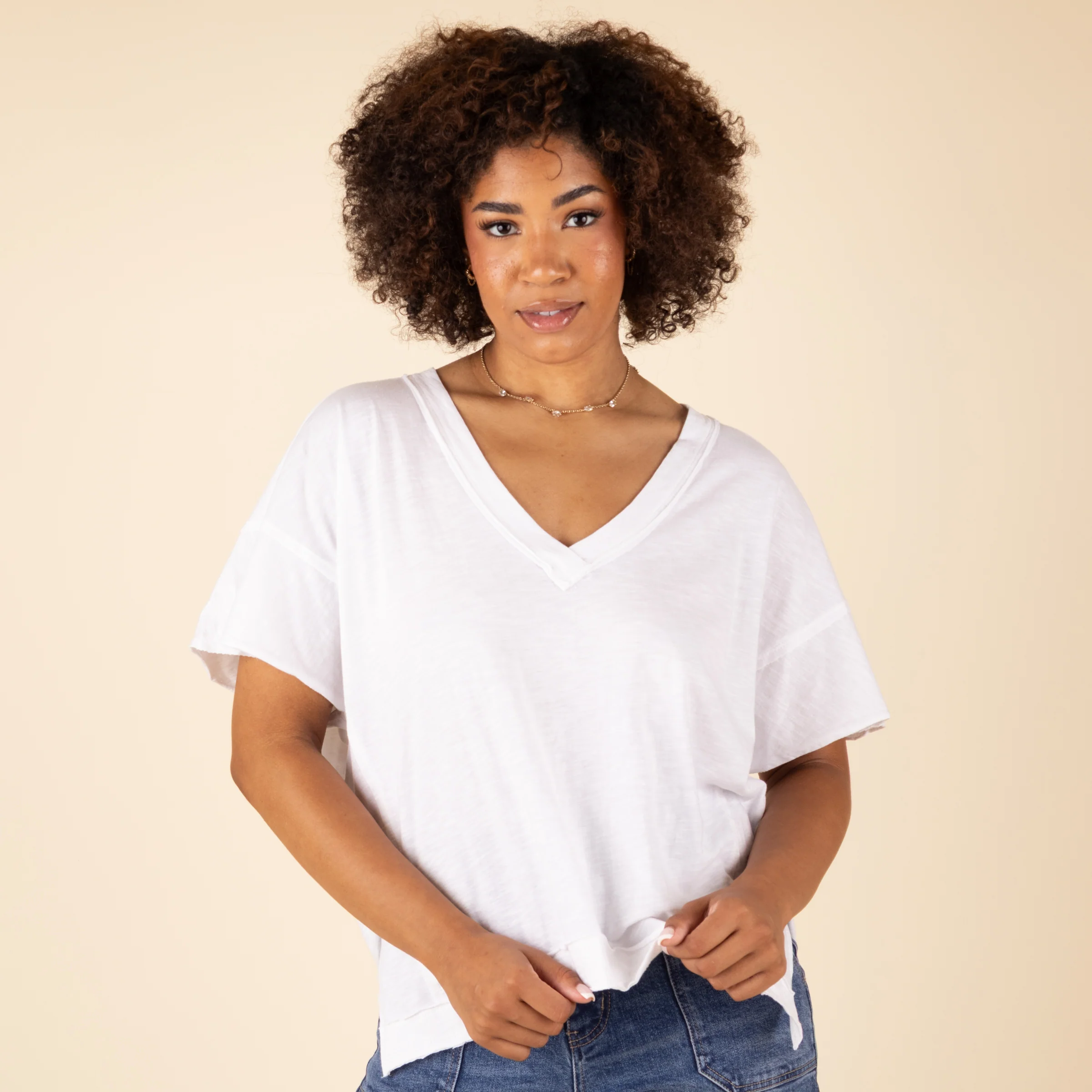 Short Sleeve Raw Edge V-Neck Top - Image 5