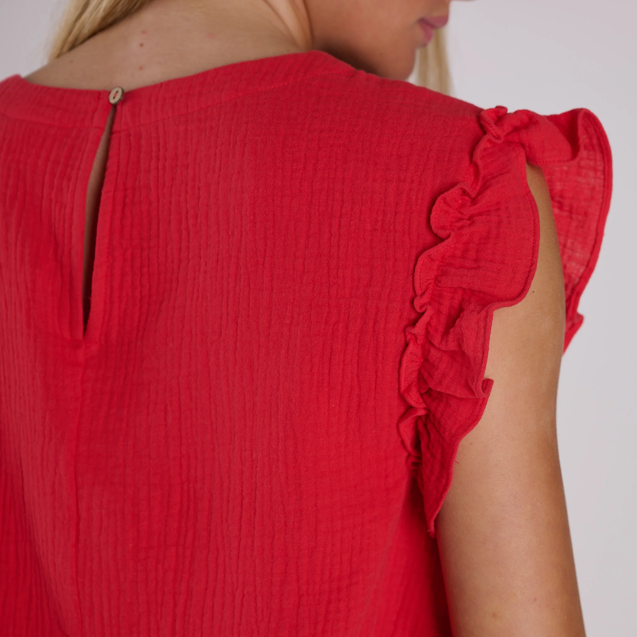 Sleeveless Ruffle Set - Image 14