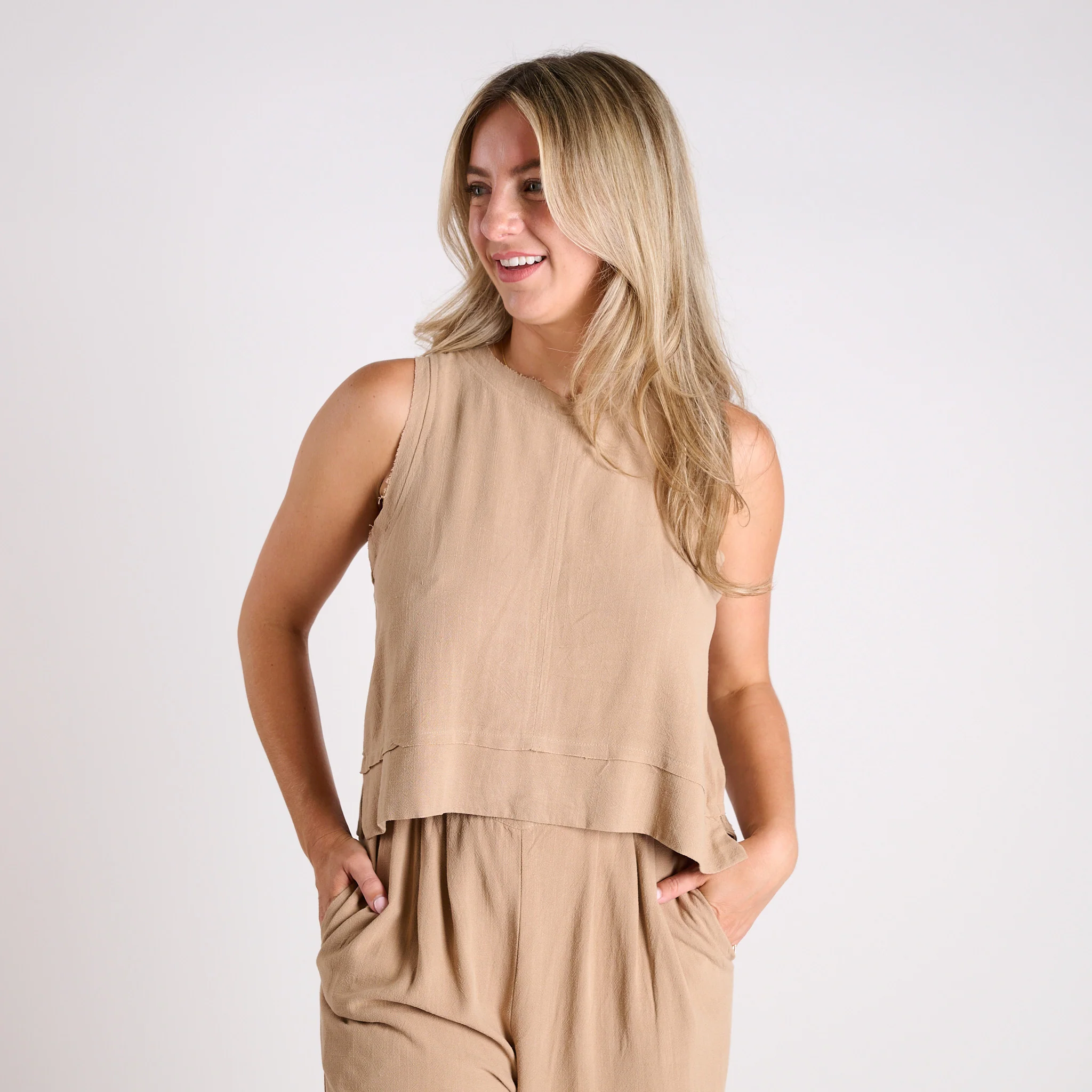 Sleeveless Solid Woven Set - Image 2
