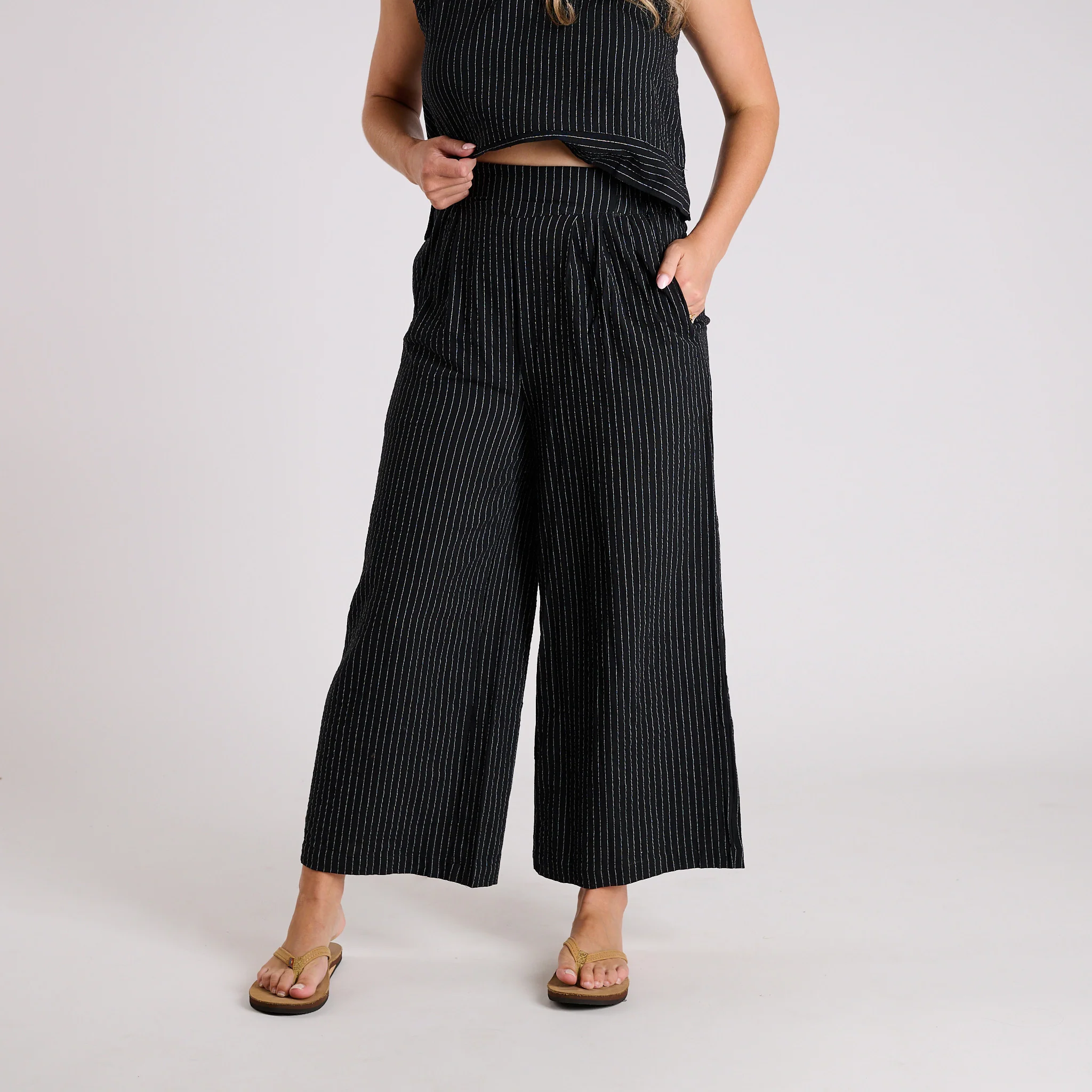 Sleeveless Striped Woven Set - Image 3