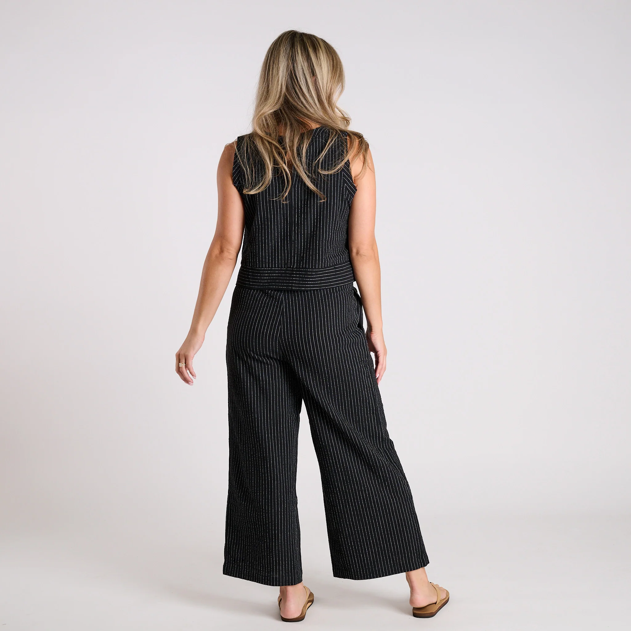Sleeveless Striped Woven Set - Image 5