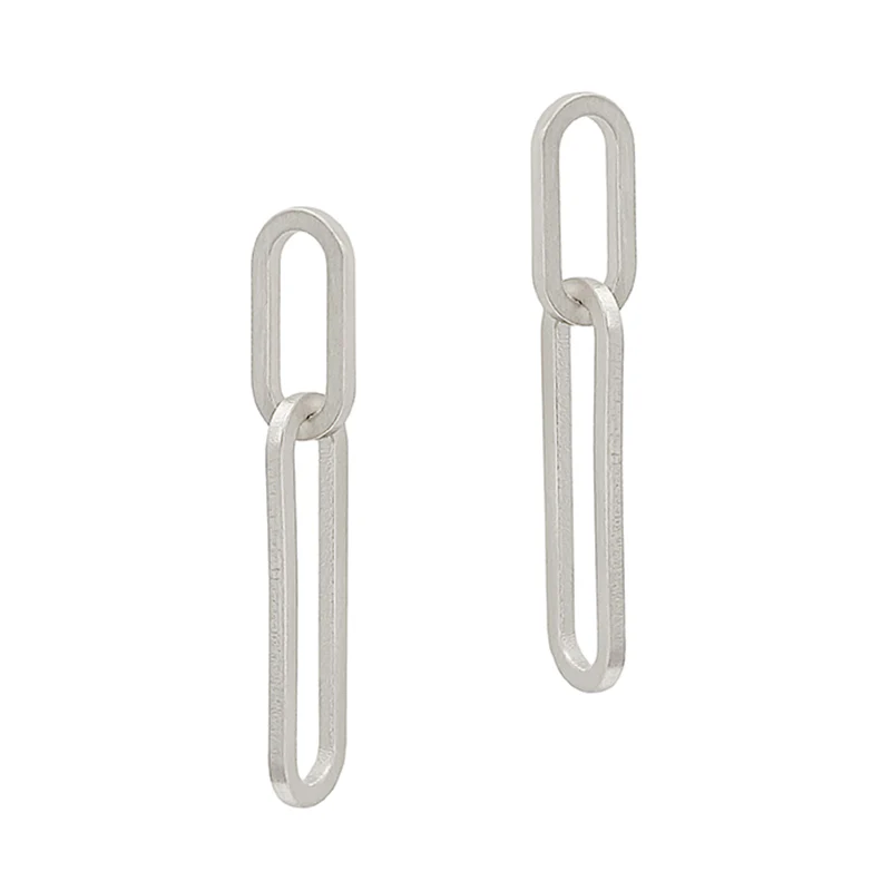 Matte Chain Link Earrings - Image 2