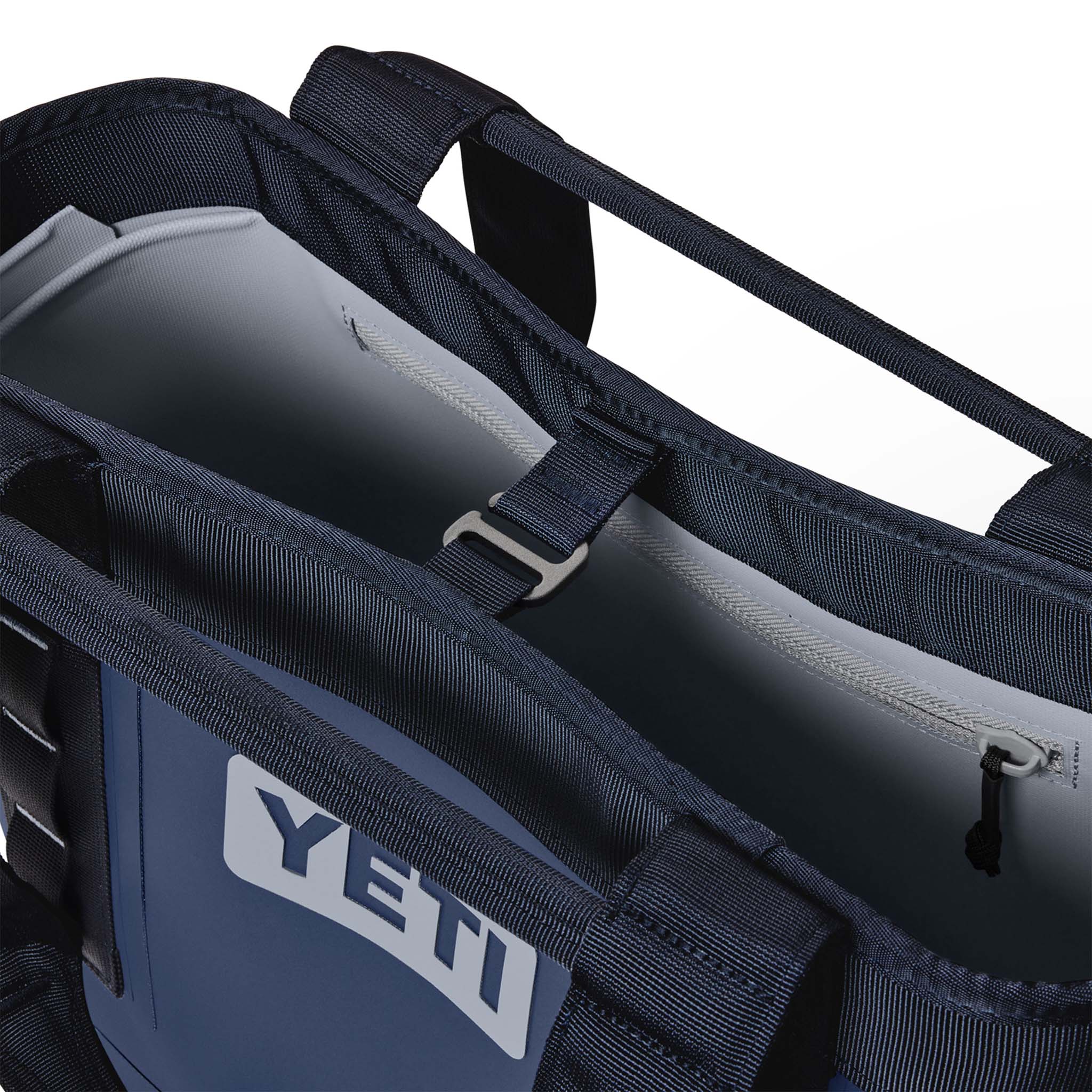 Camino® Carryall 20 in Classic Navy - Image 9
