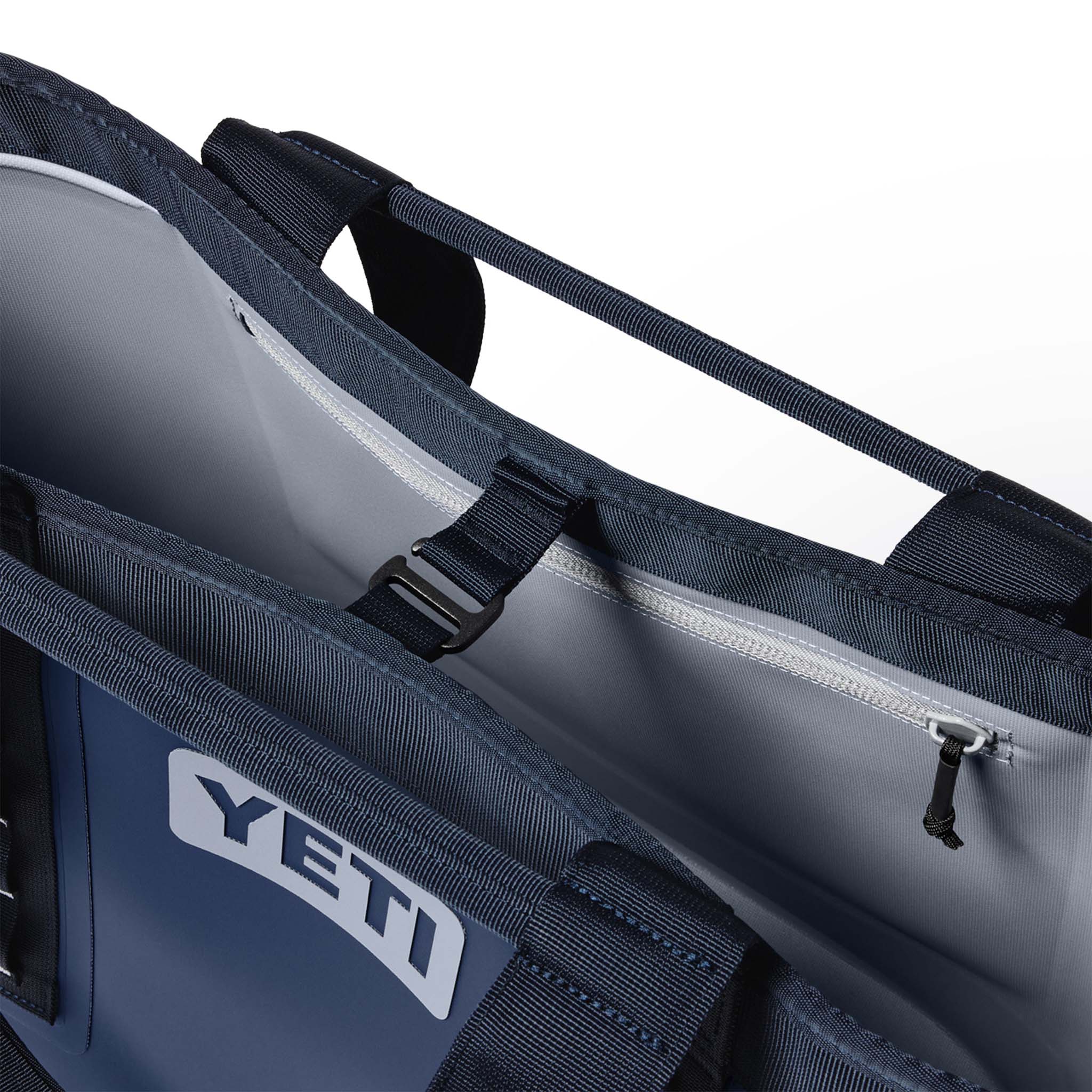 Camino® Carryall 35 in Classic Navy - Image 7
