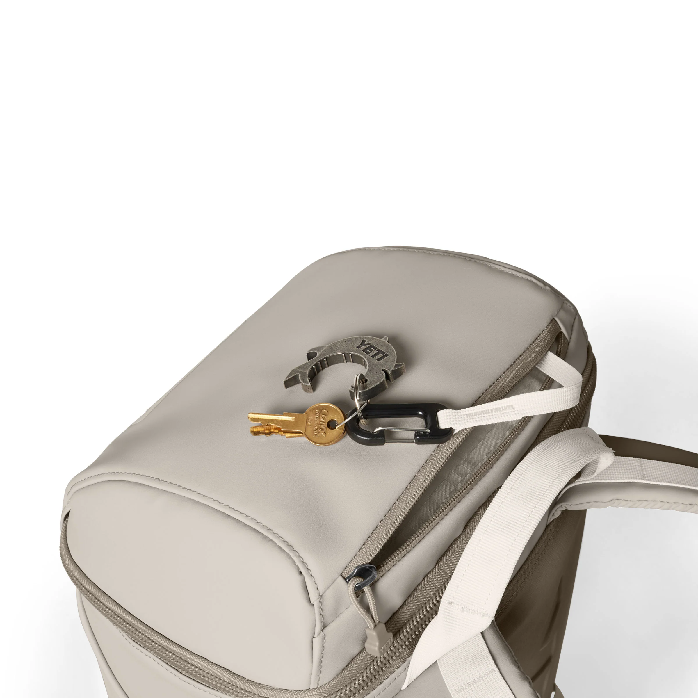Cape Taupe 20L Daytrip Insulated Backpack - Image 6