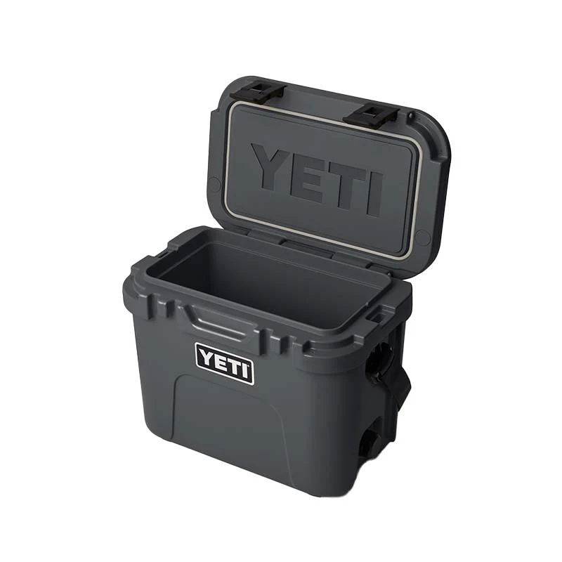 Charcoal Roadie 15 Cooler - Image 4
