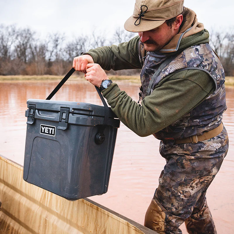 Roadie 24 Charcoal Cooler - Image 7